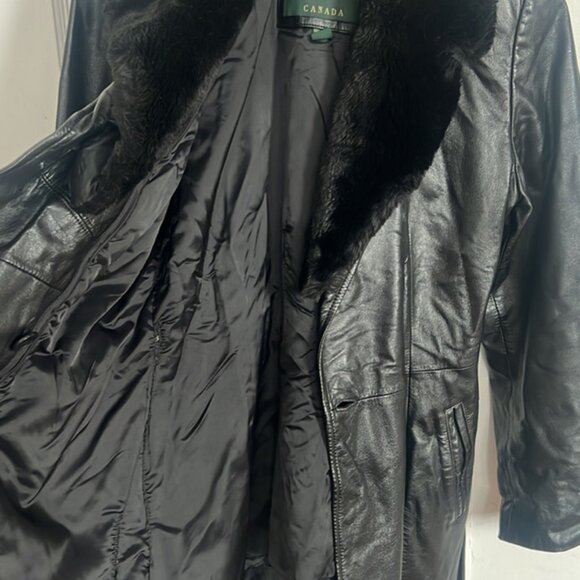 Danier Genuine Leather Insulated Coat with Removable Faux Fur Trim - Picture 4 of 8